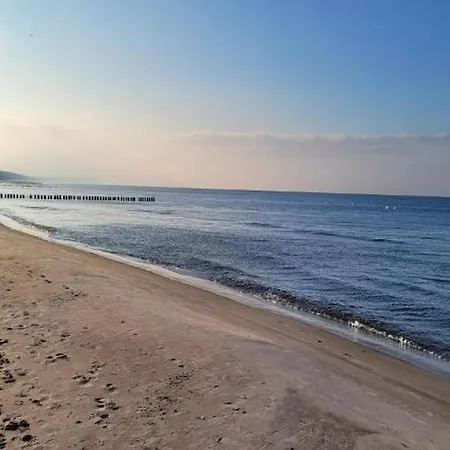 Апартаменты In By The River & Beach, Cleaning Included